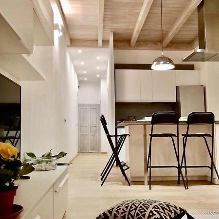 Nel Cuore Del Centro Storico Con Comfort E Stile Apartment Iglesias Luaran gambar