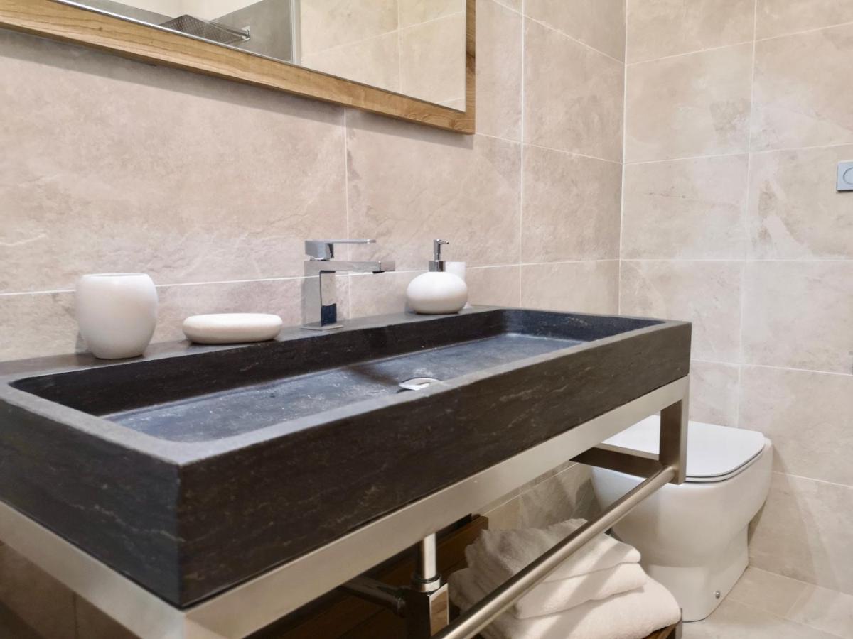 Nel Cuore Del Centro Storico Con Comfort E Stile Apartment Iglesias Luaran gambar